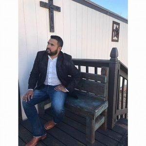 Meet your Posher, Leonel nato